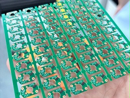 唯思特整列機(jī)：PCB板插針自動(dòng)化解決方案