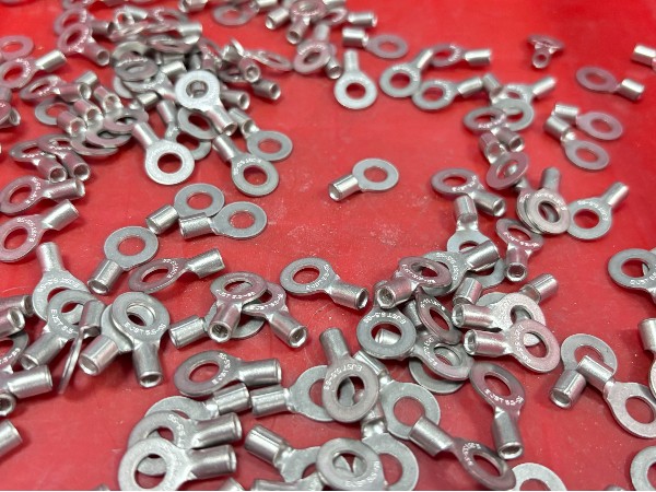 唯思特整列機(jī)：接線端子自動化精密排列與供料解決方案